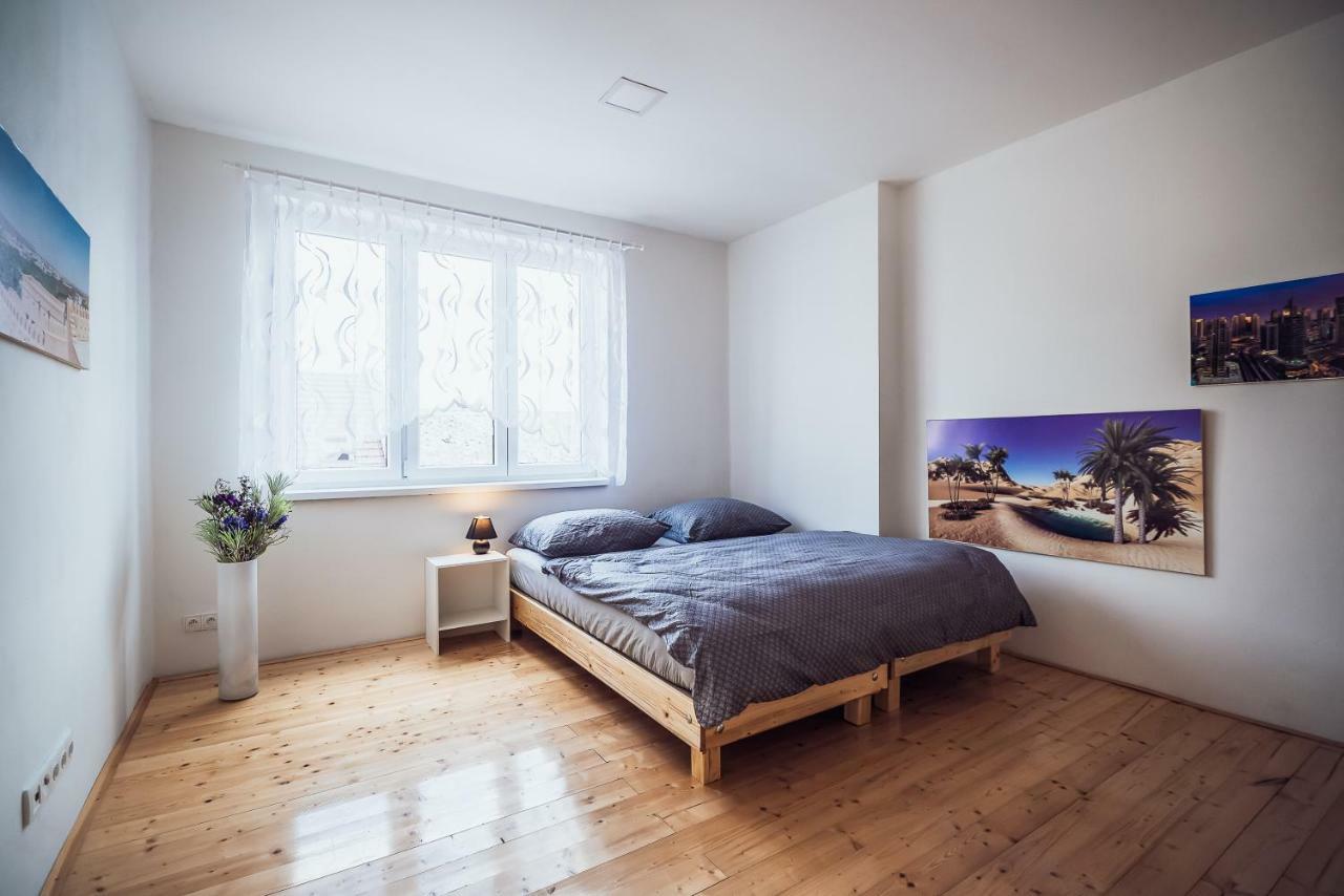 פררוב Skodova Apartments מראה חיצוני תמונה